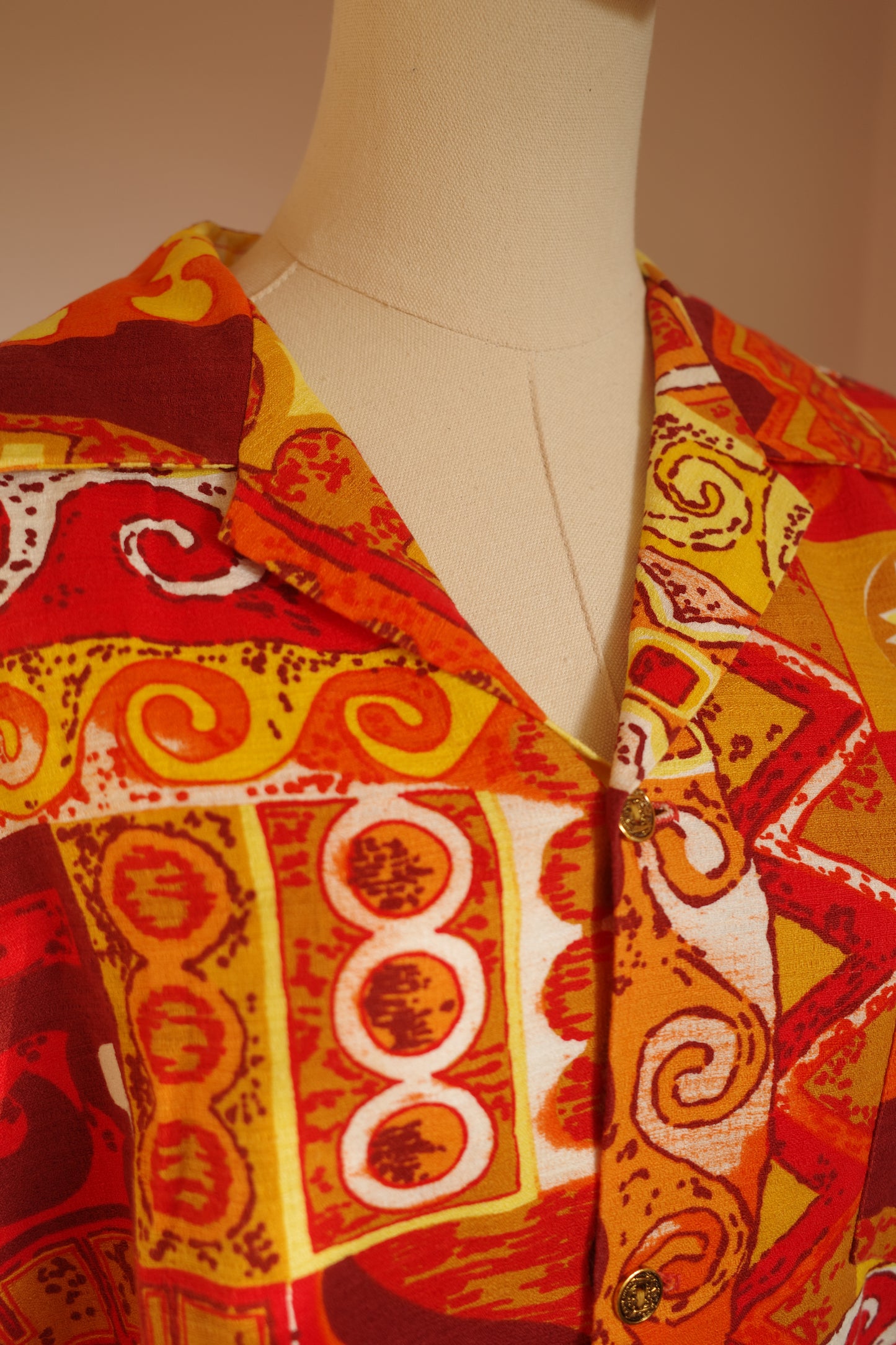 1970s bark cloth Hawaiian shirt