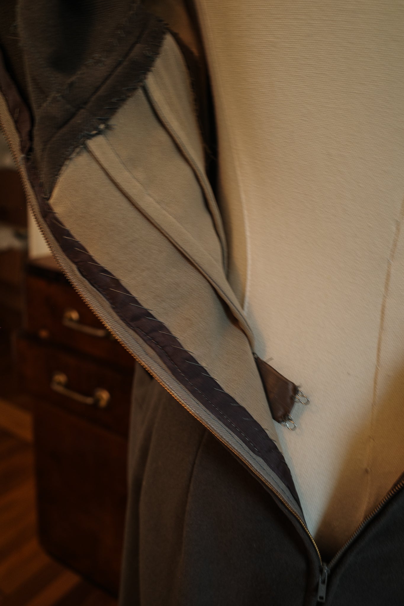 1940s/1950s Grey Brown Wool Beaded Detail Bombshell Dress