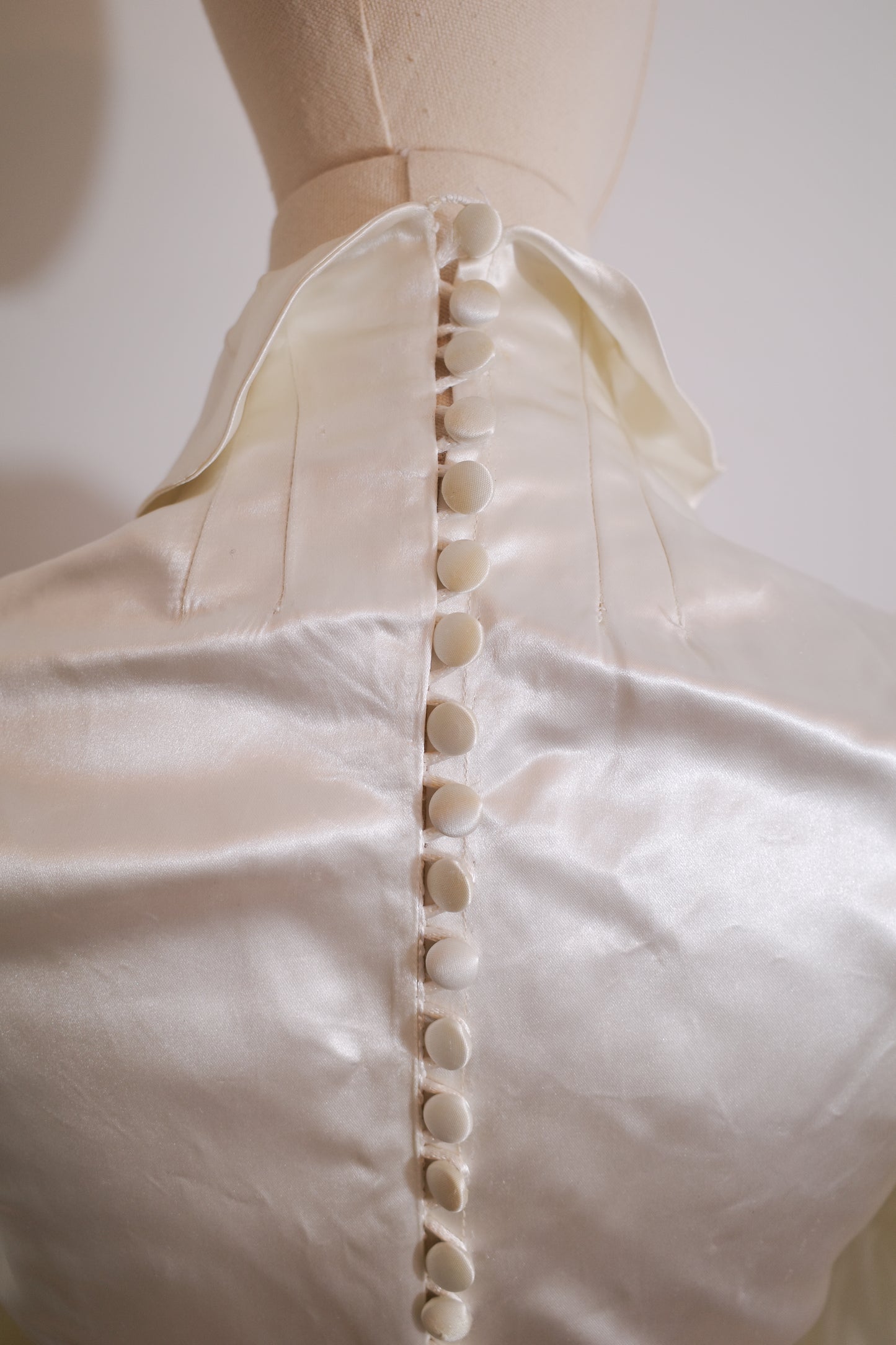 1930s Satin Wedding Dress  with Puff Sleeve and Full Train